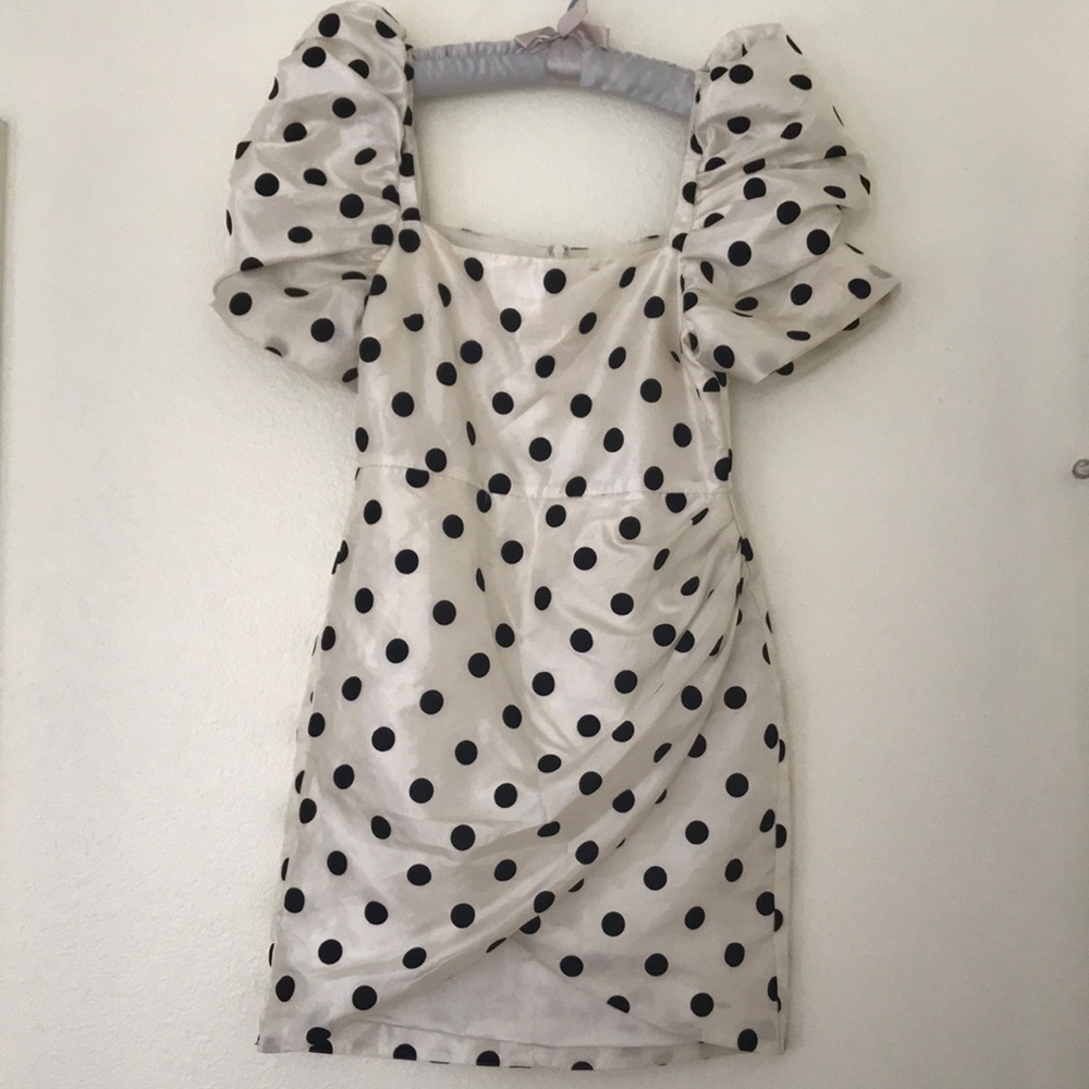 VTG polka dot ivory and black puff sleeve mini dress size 6